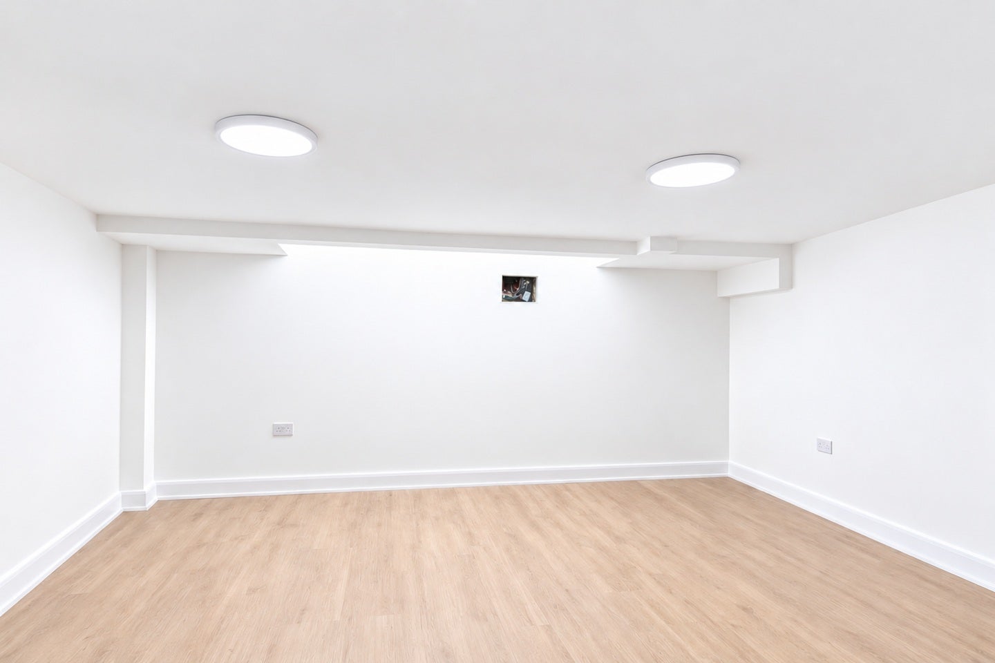 Flat High Road Leytonstone in Greater London