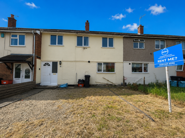 House Dulverton Avenue in Swindon
