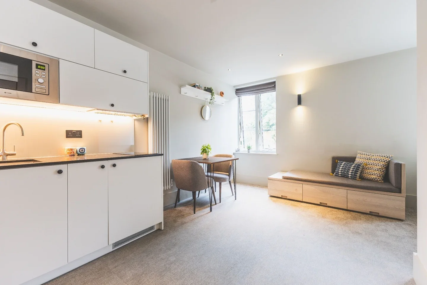 Flat Augustus Road in Greater London