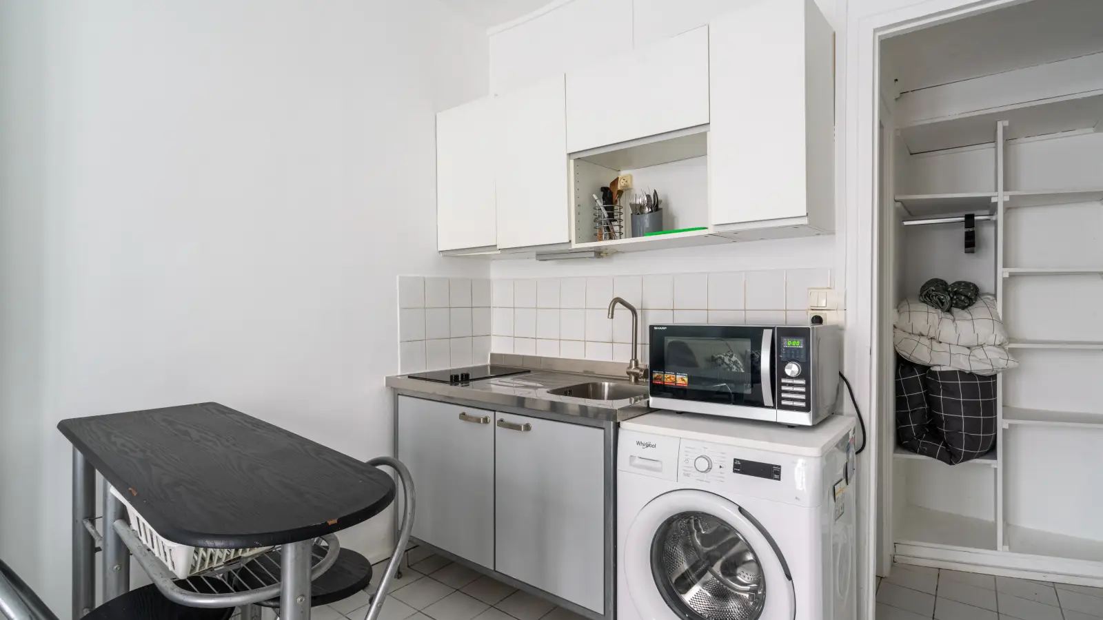 Flat Rue Lantiez in Paris