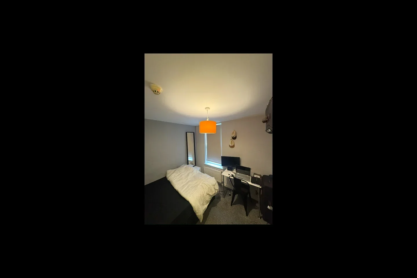 Room Lumley Avenue in Leeds
