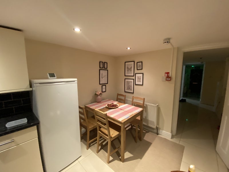Room New Cross Road in Greater London