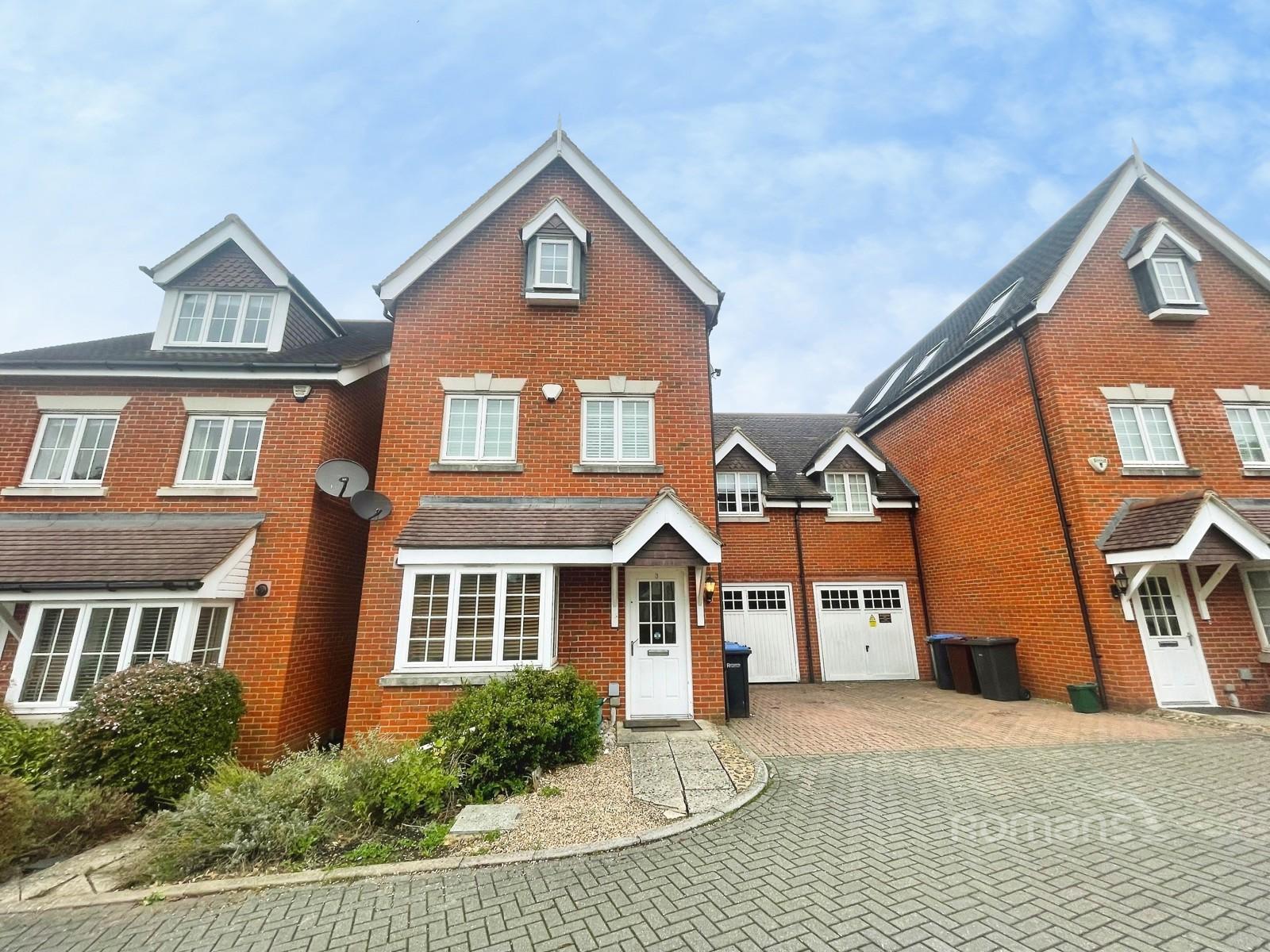 House Brackendale Close in Egham