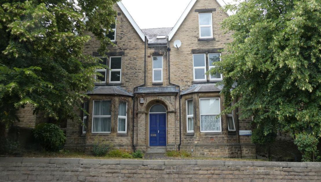 Flat Clarkehouse Road in Sheffield
