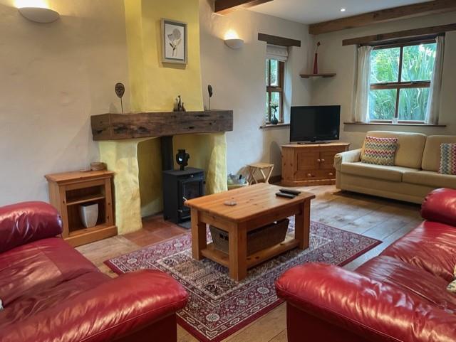 House B4585 in Manorbier