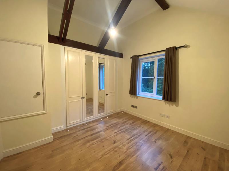 House Juniper Road in Rushmoor