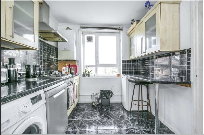 Room Purcell Street in Greater London