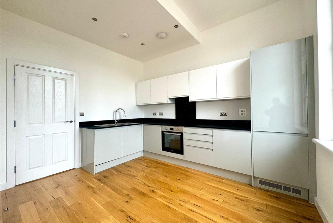 Flat Sloane Street in Birmingham