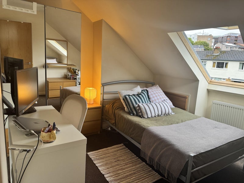 Room Orchard Brae Gardens in City of Edinburgh