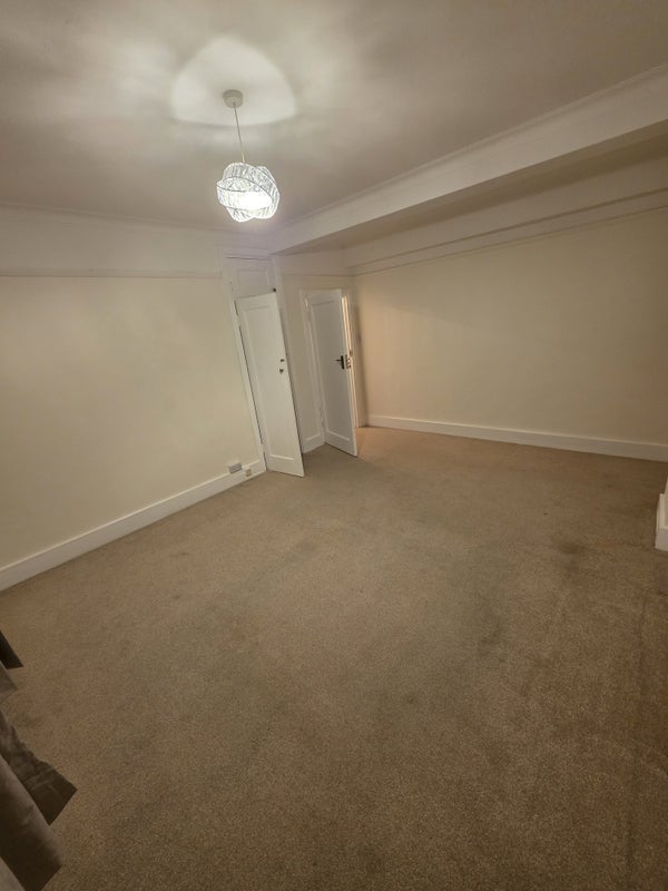 Room Streatham Hill in Greater London