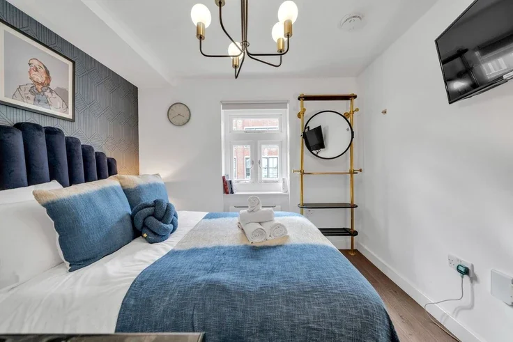Flat St. John Street in Greater London