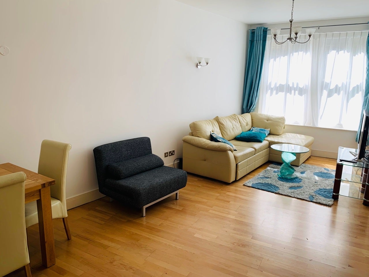 Flat Greville Street in Greater London