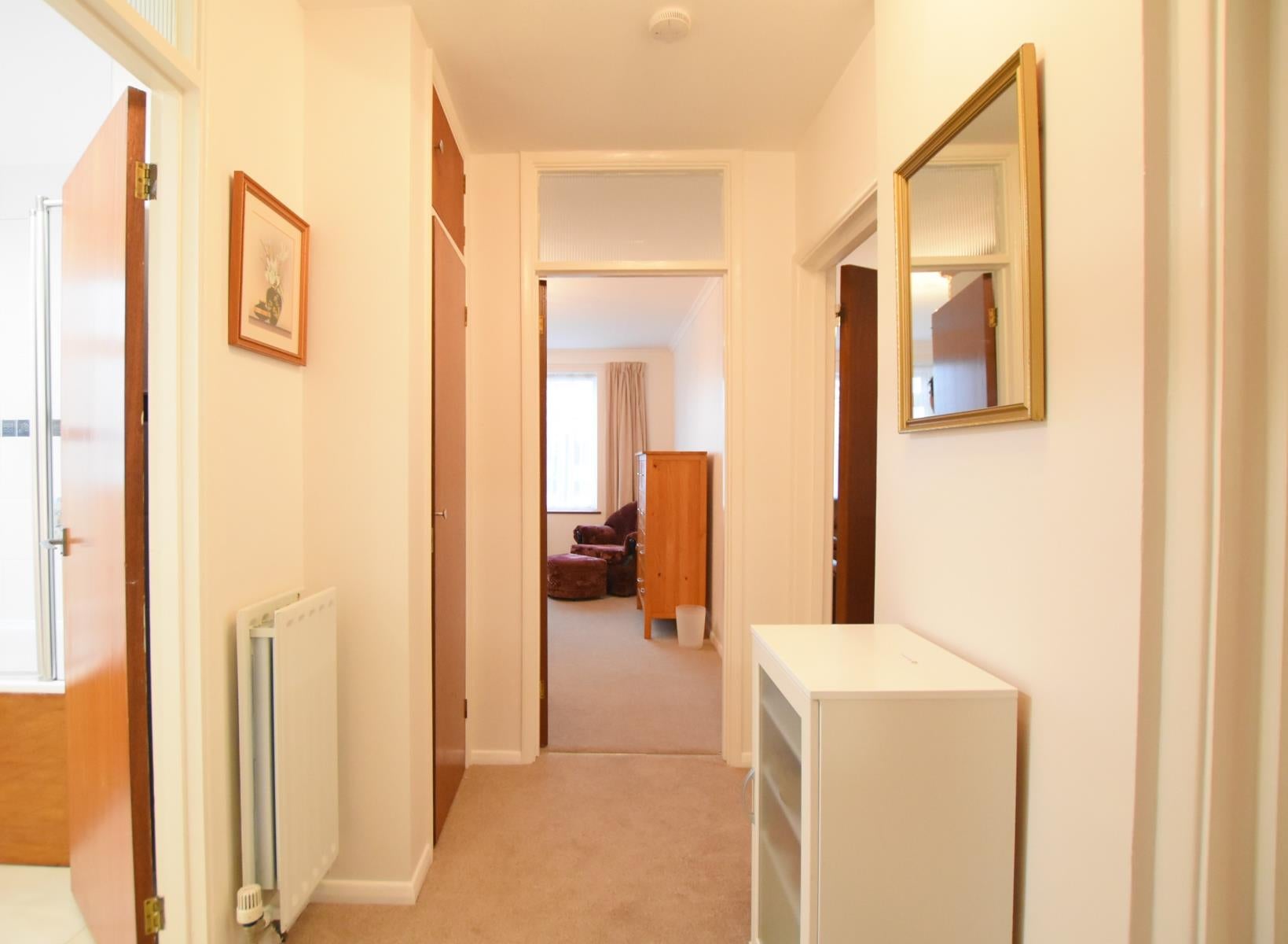 House Moss Hall Grove in Greater London