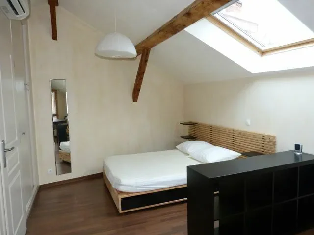 Chambre Rue de Bourgogne à Grenoble