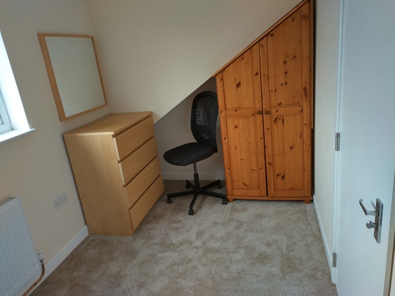 Room Cranbrook Street in Cardiff