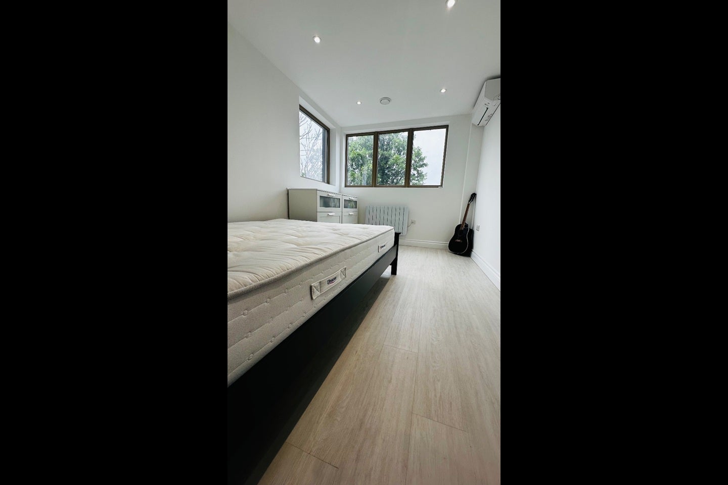 Room Staines Road in Greater London