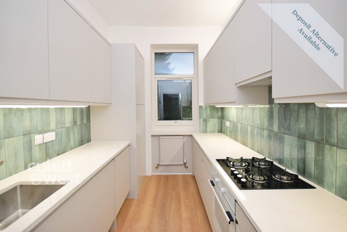 Flat Bennett Road in Greater London