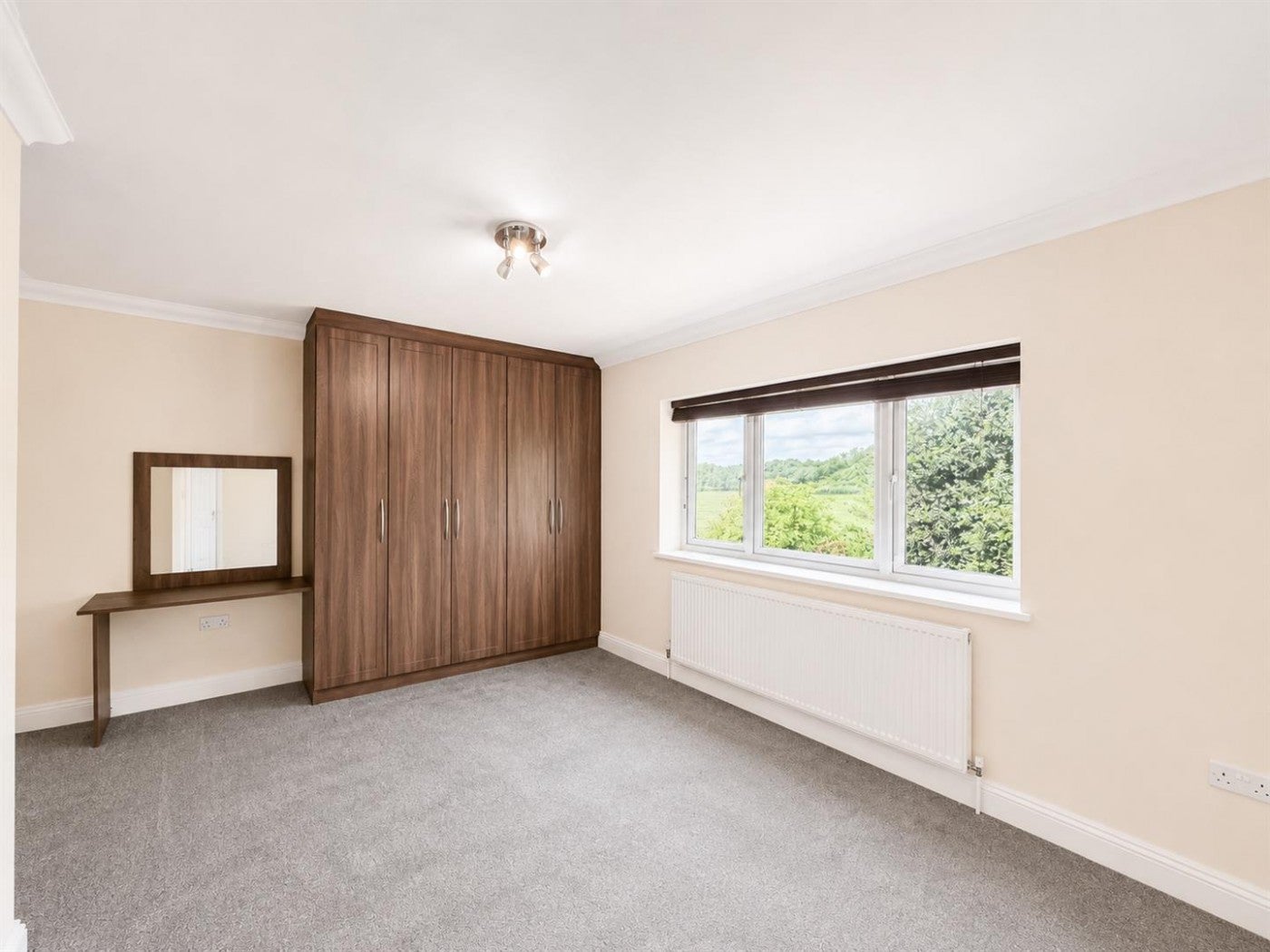 House Kavan Gardens in Greater London
