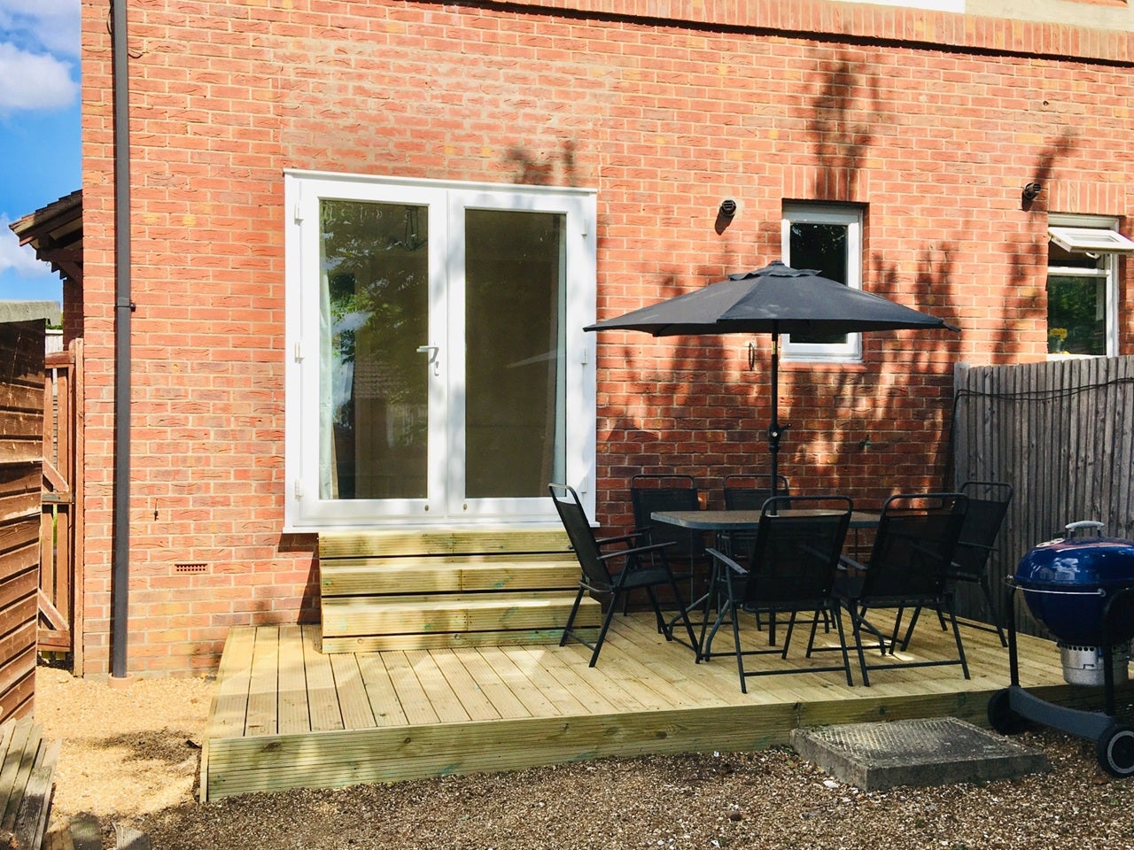 House Sedley Grove in Greater London