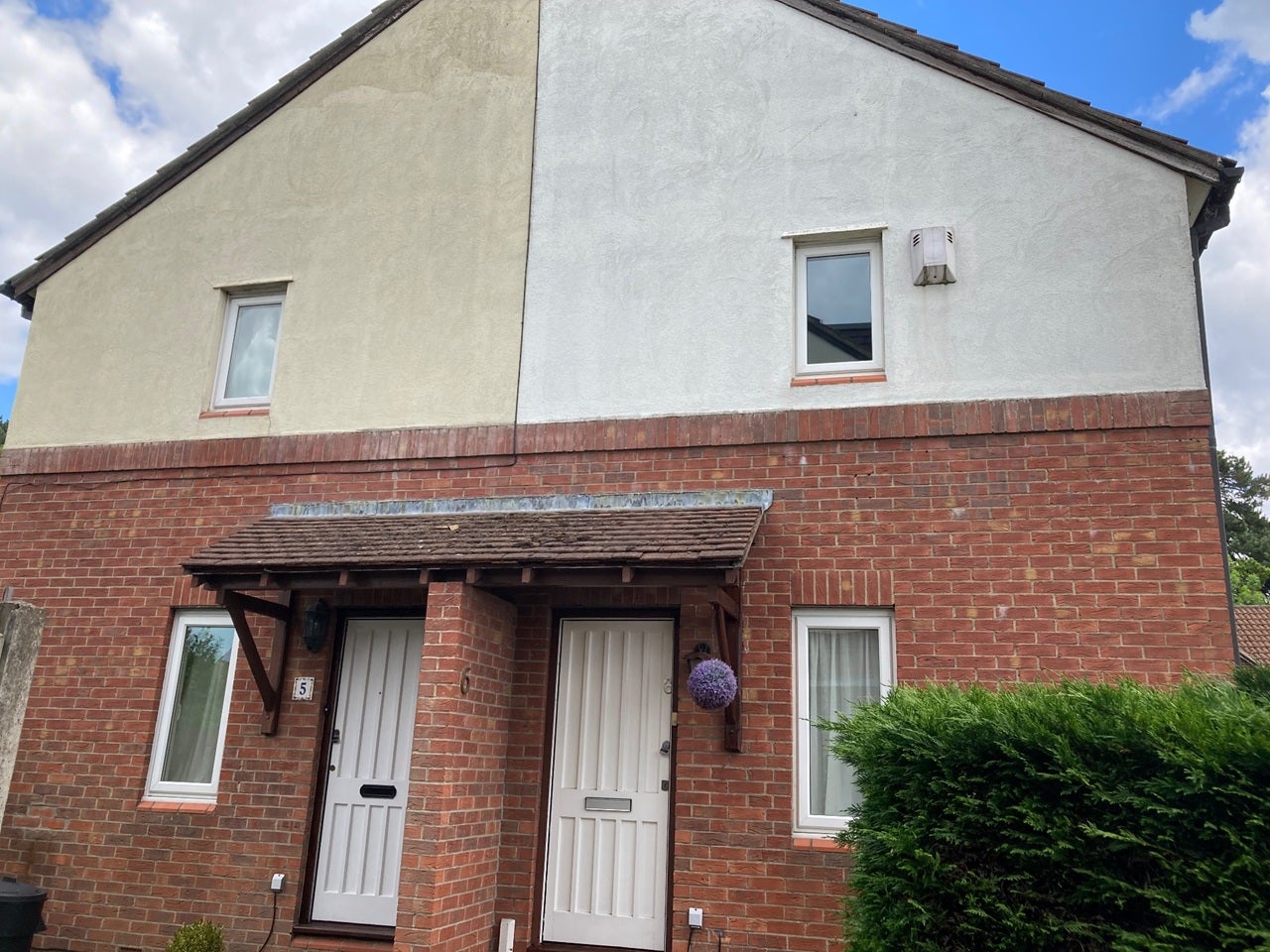 House Sedley Grove in Greater London