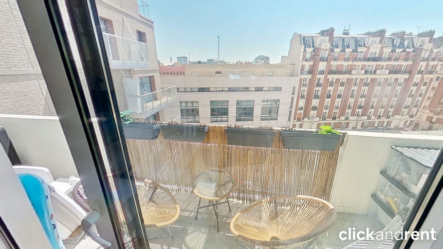Flat Rue de Belleville in Paris