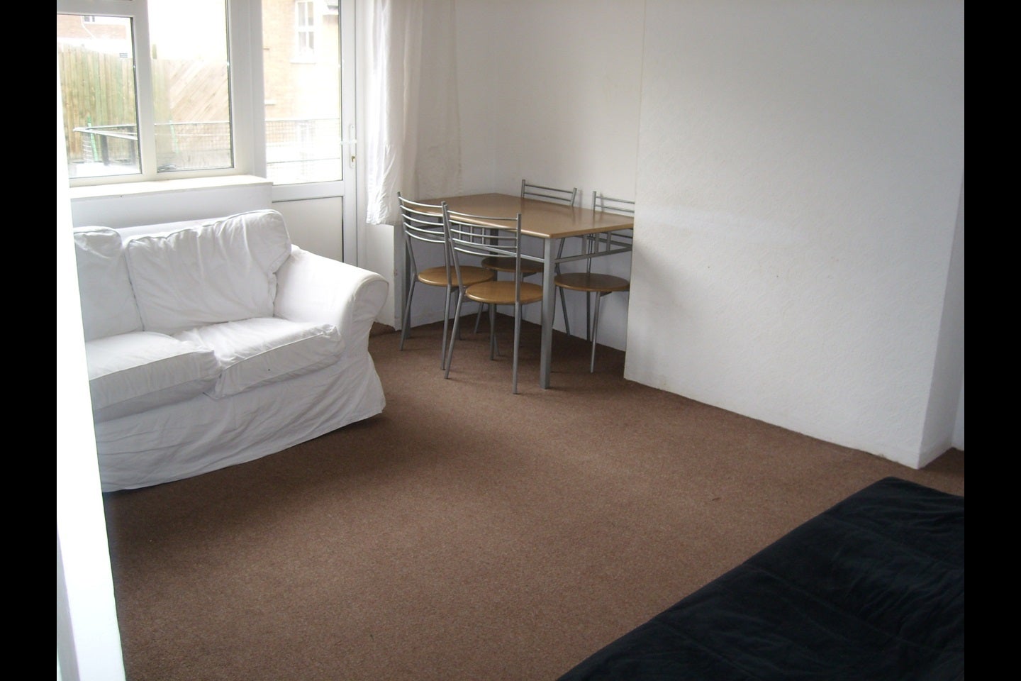 Flat Bevenden Street in Greater London