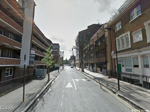Flat Bevenden Street in Greater London