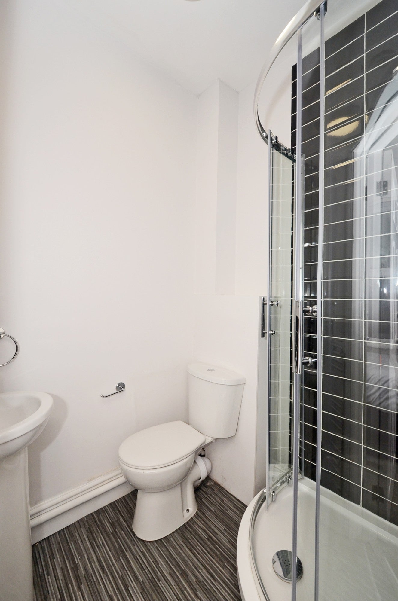 Room Middlewich Street in Crewe
