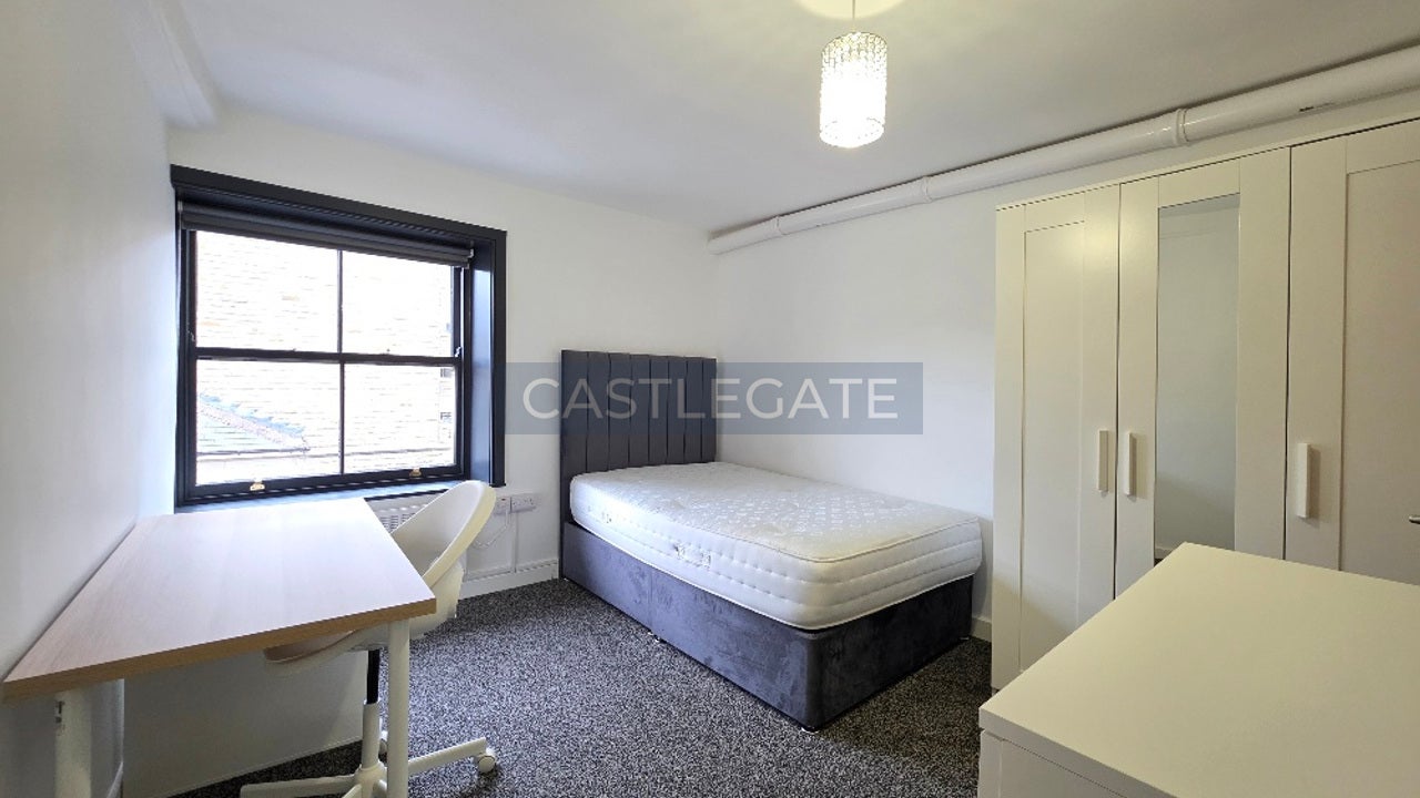 Flat Colne Street in Kirklees