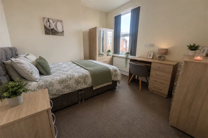 Room Chestnut Avenue in Nottingham