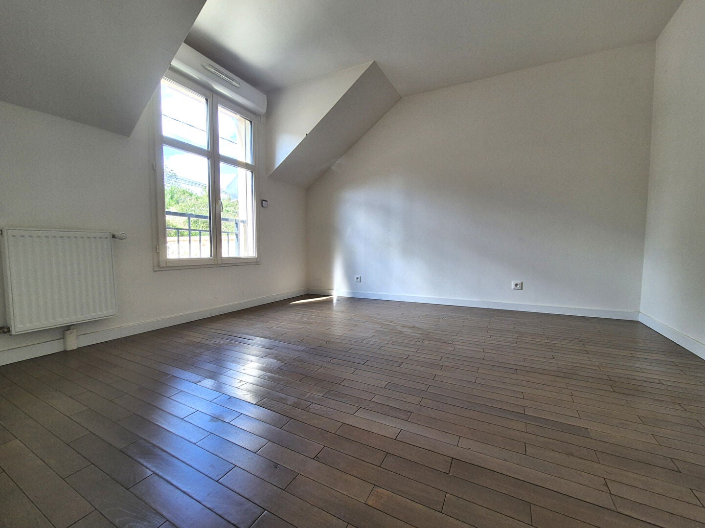 Flat Quai de l'Oise in Andrésy