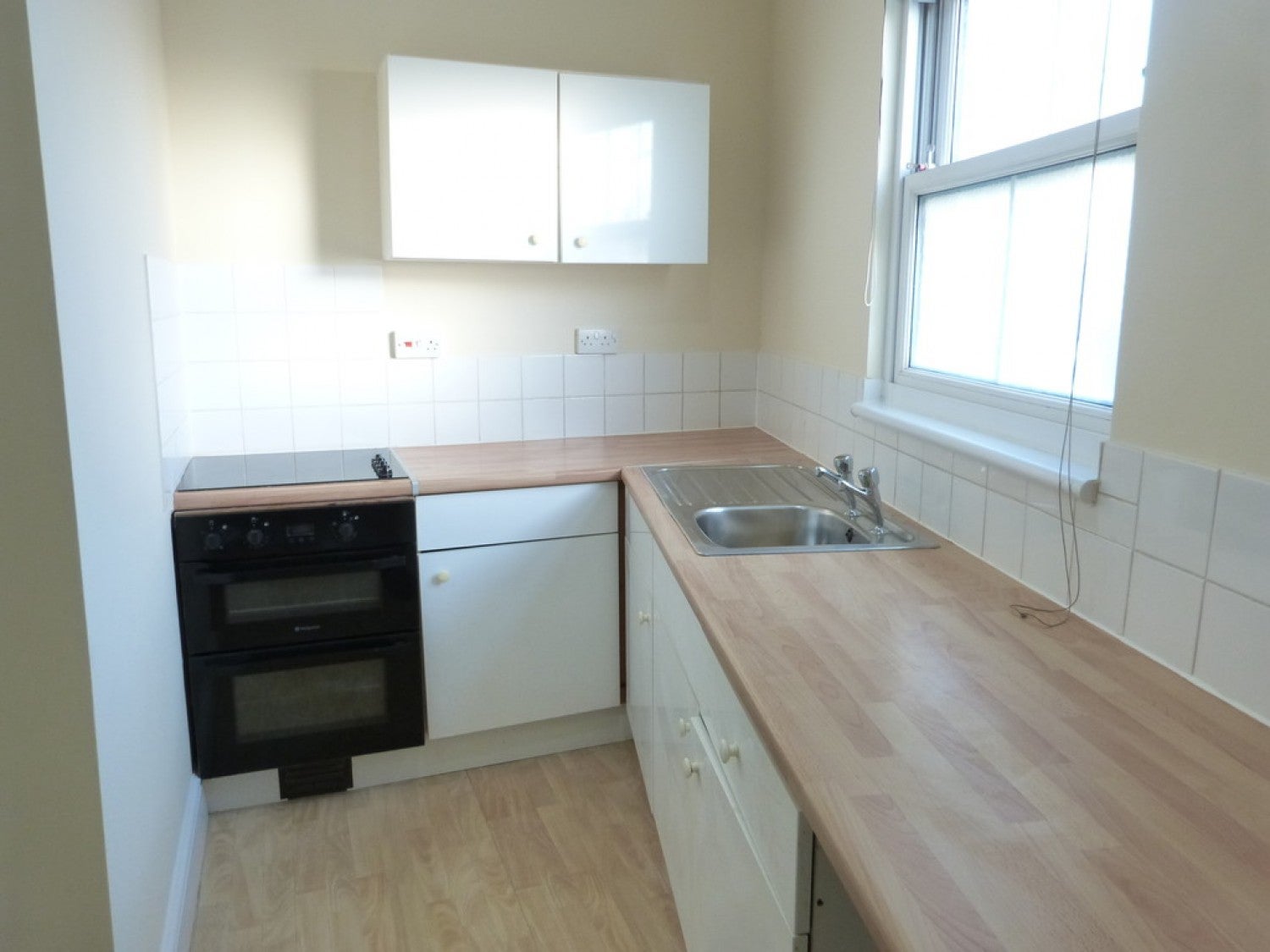 Flat Morris Avenue in Worcester