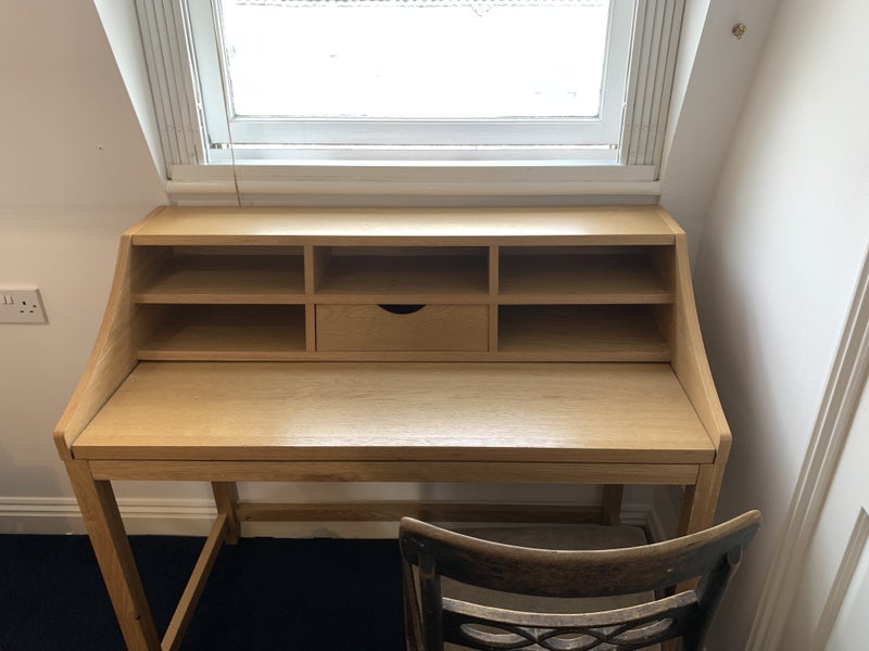 Room Searles Road in Greater London