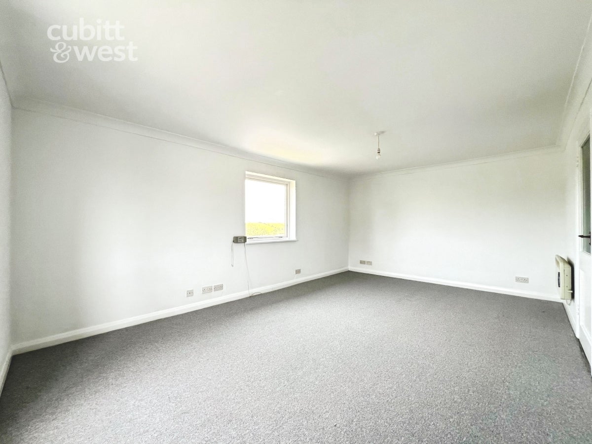 Flat Victoria Drive in Sevenoaks