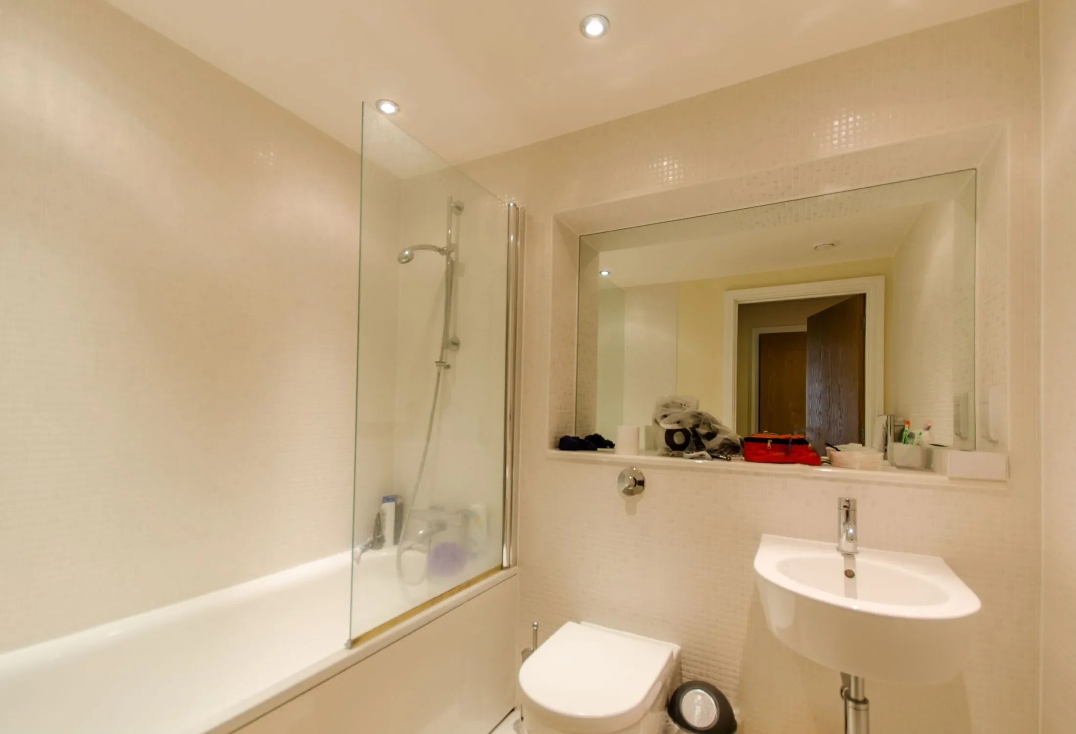 Flat Millharbour in Greater London