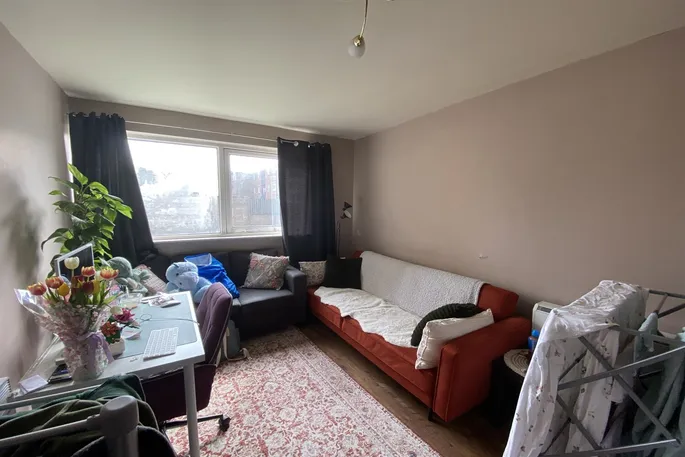 Flat Broadgate Avenue in Nottingham