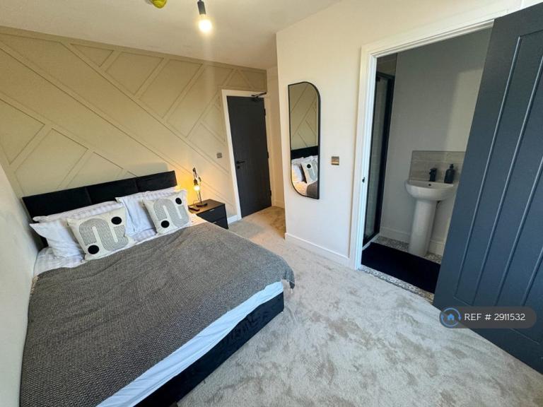 Room Alderson Street in Hartlepool