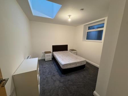 Flat Great Charles Street Queensway in Birmingham