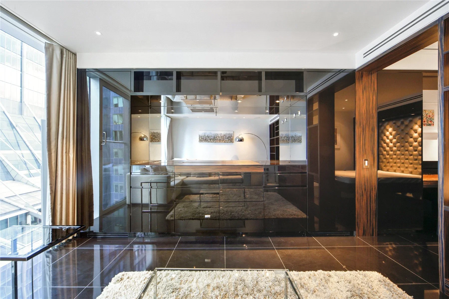 Flat Moor Lane in City of London