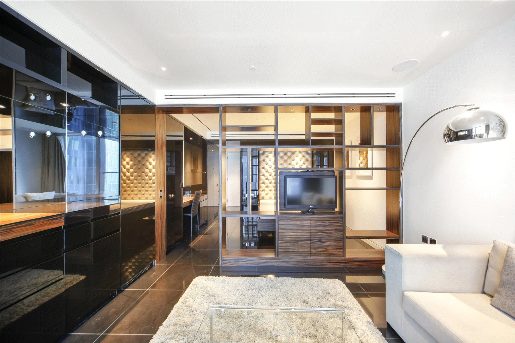 Flat Moor Lane in City of London