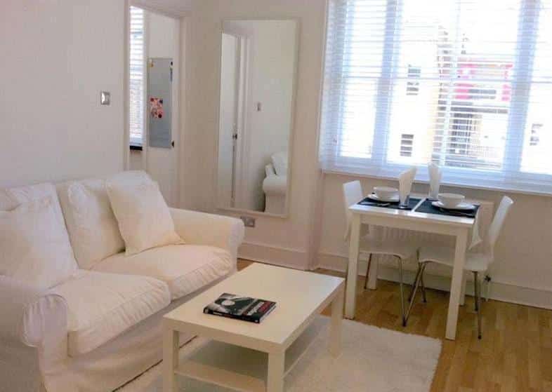 Flat Nottingham Place in City of Westminster