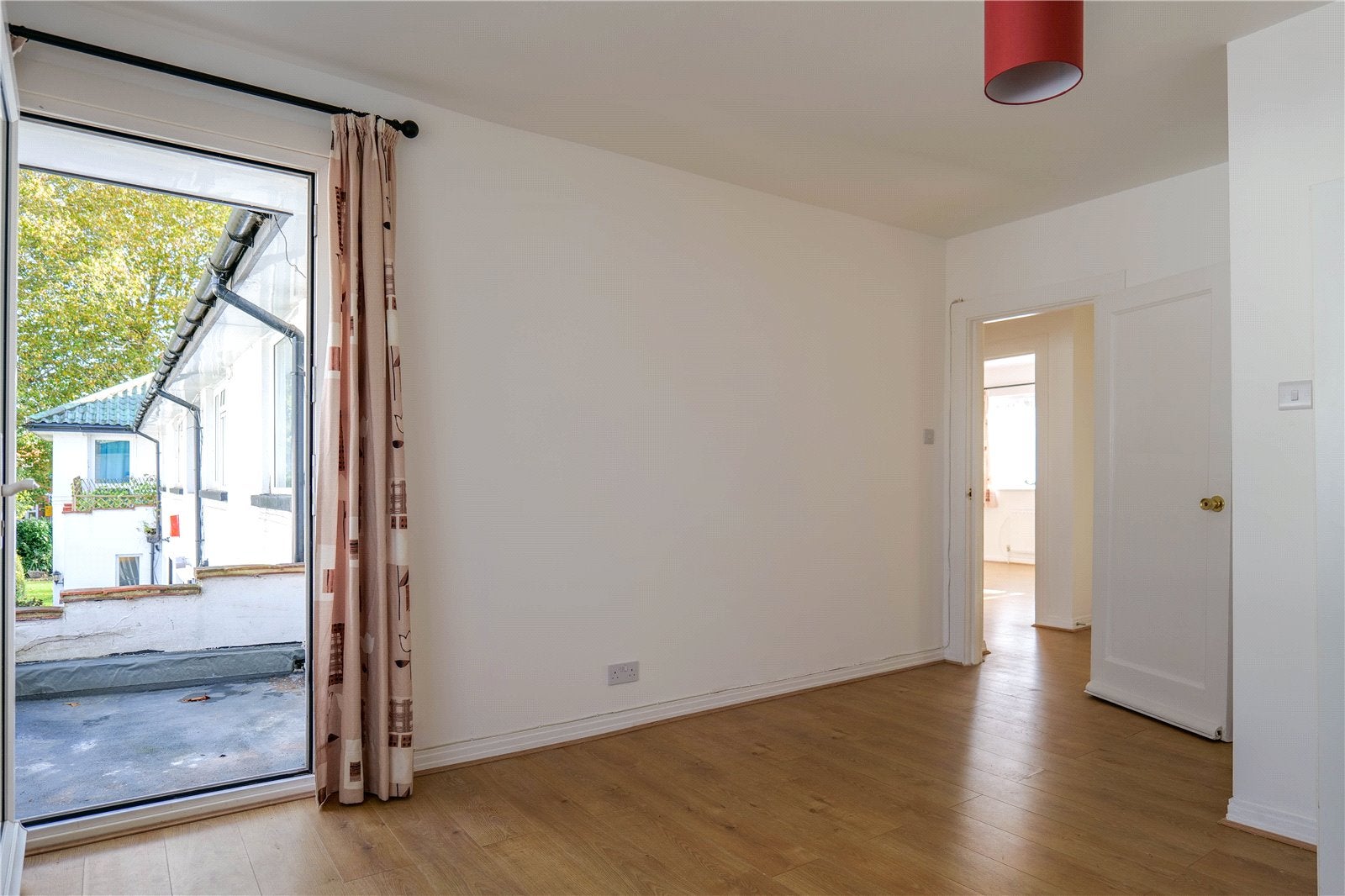Flat Selva Court in Reading