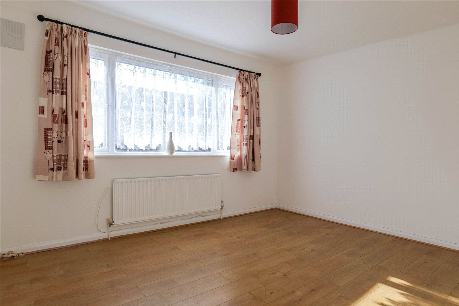 Flat Selva Court in Reading