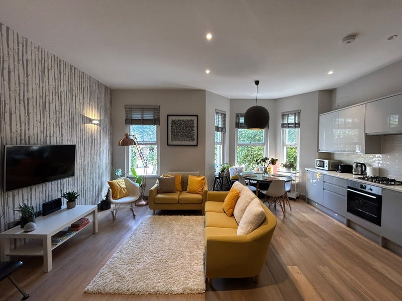 Room Cavendish Road in Greater London
