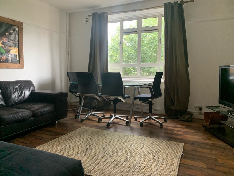 Room Alfreda Street in Greater London
