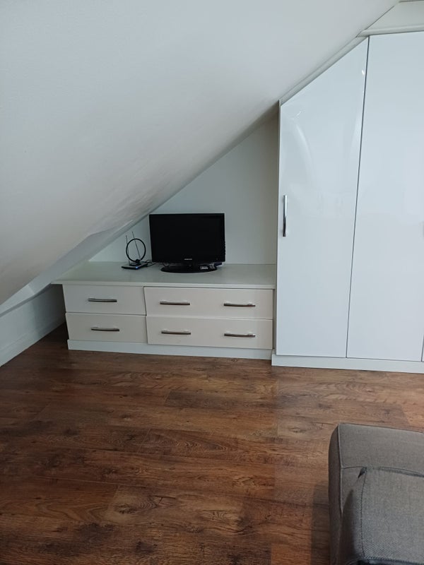 Room Laleham Road in Greater London