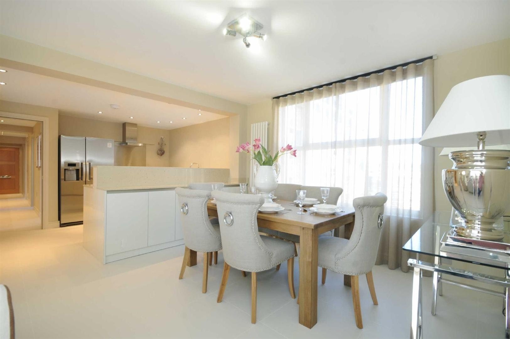 Flat Boydell Court in Greater London