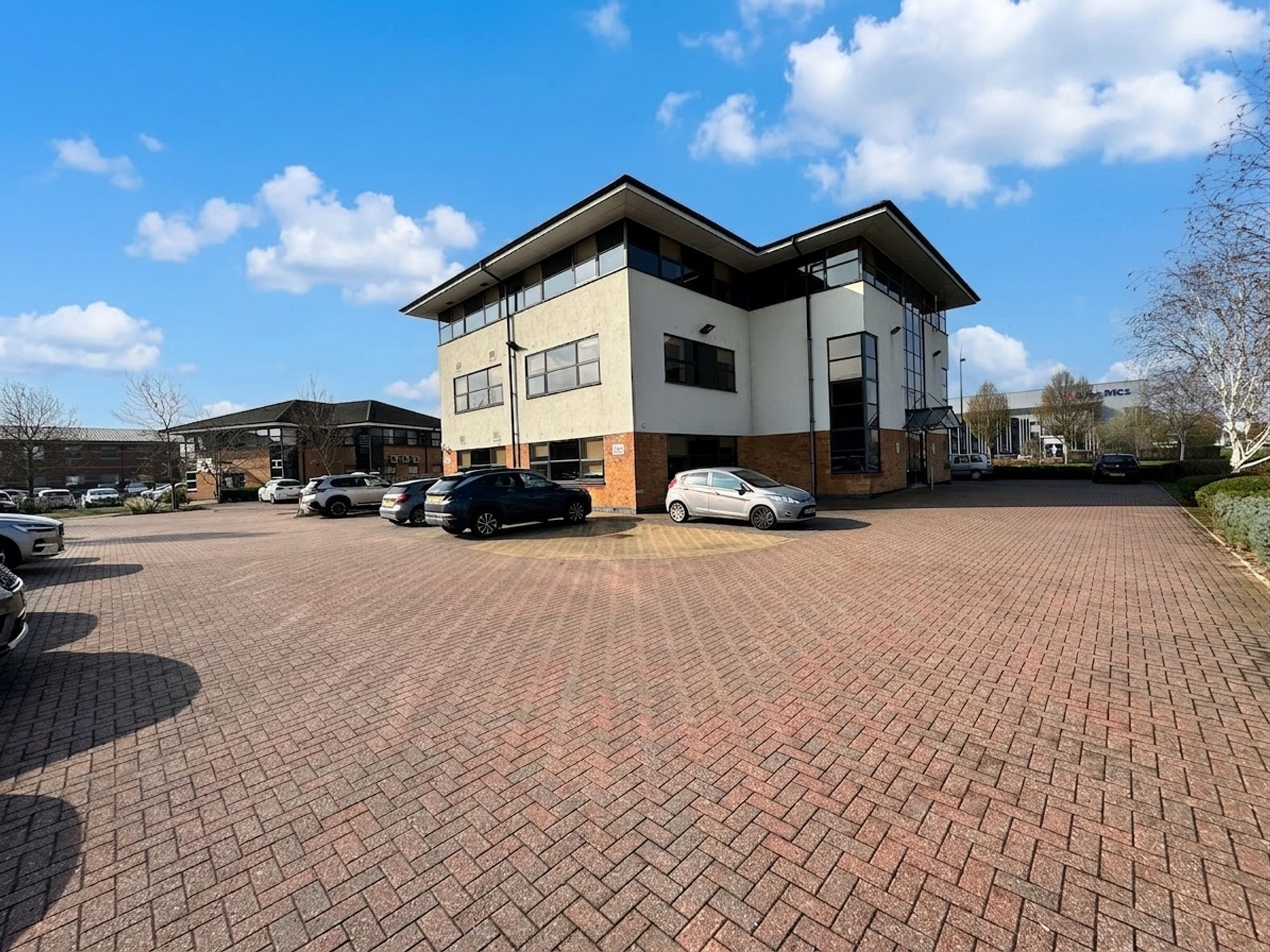 Flat Mariner Court in Leeds