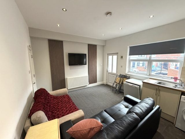 Room Sharrow Street in Sheffield