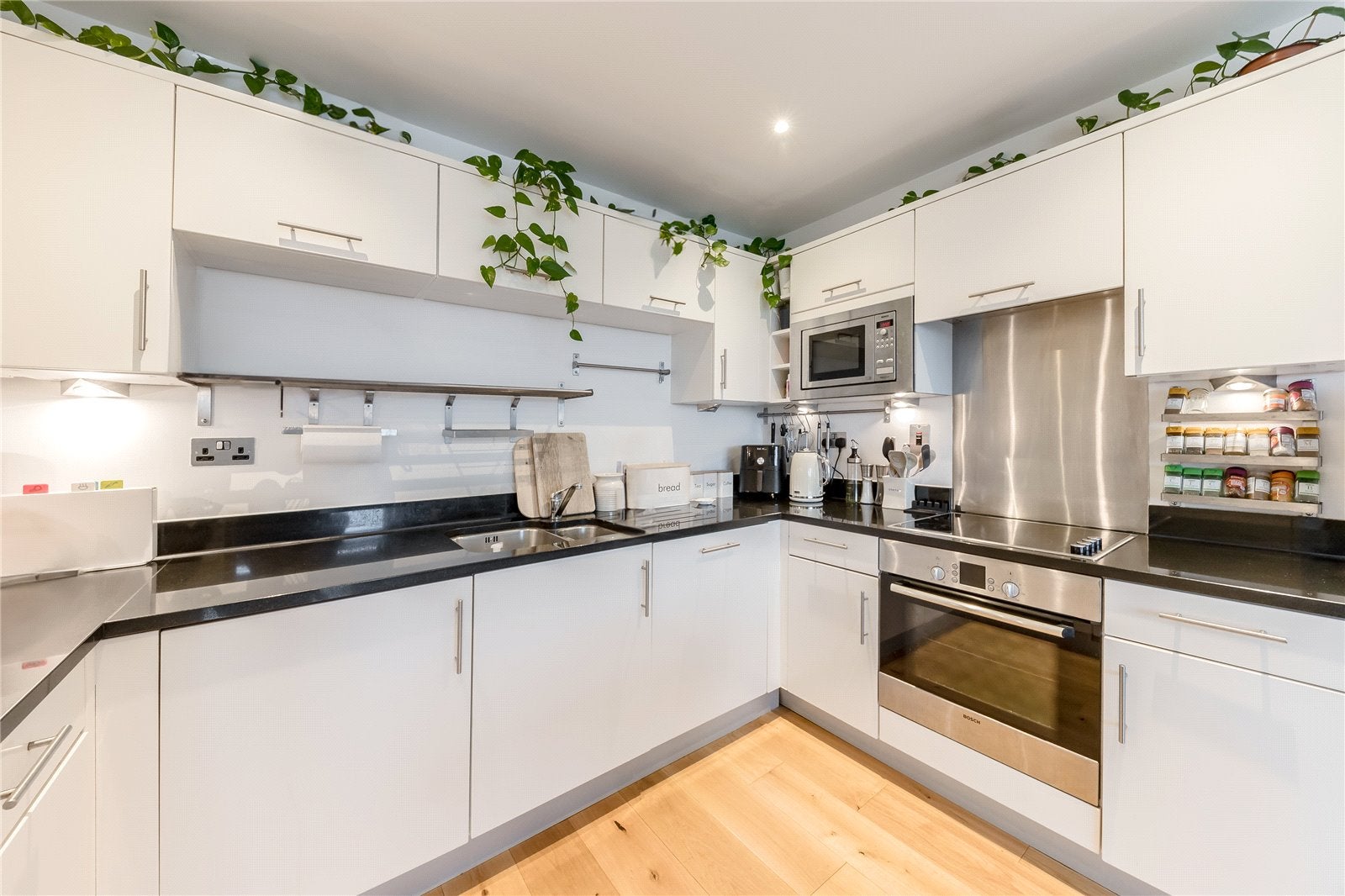Flat Clapham Common South Side in Greater London